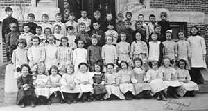 1910-students-CLAS0021