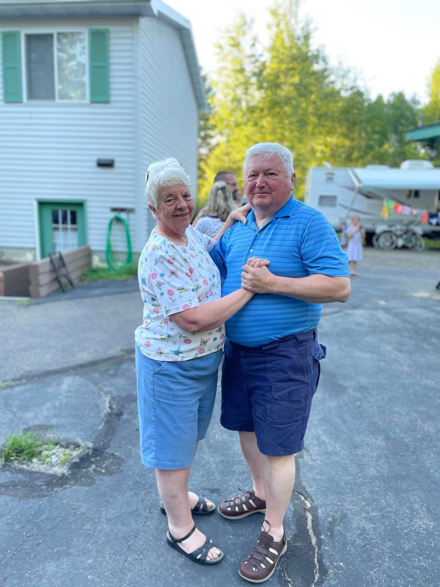 Vicki and Bill dancing