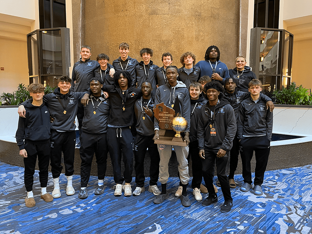 team with trophy – hotel resized