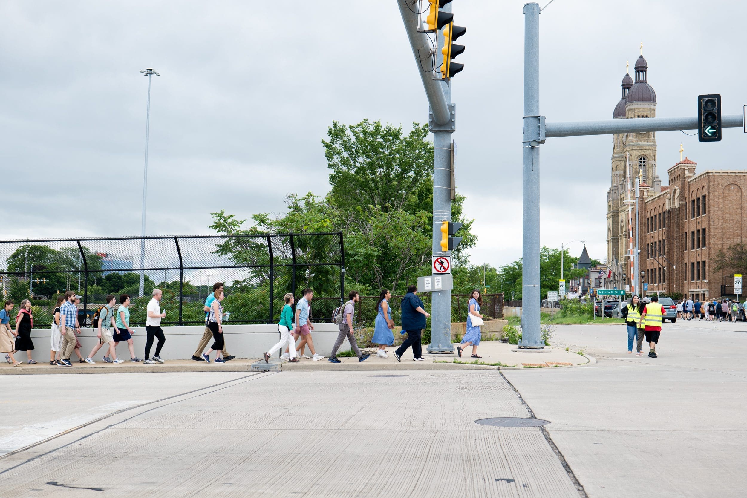 Milwaukee Eucharistic Pilgrimage – Photo 12