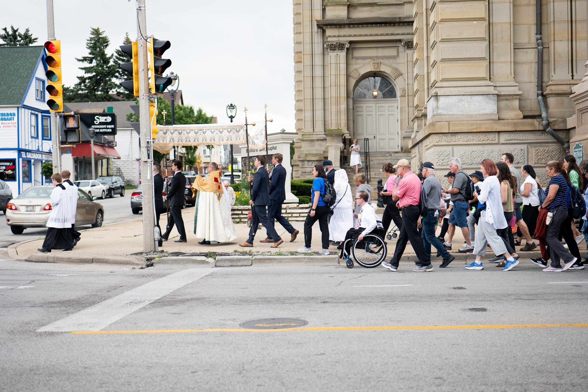 Milwaukee Eucharistic Pilgrimage – Photo 17